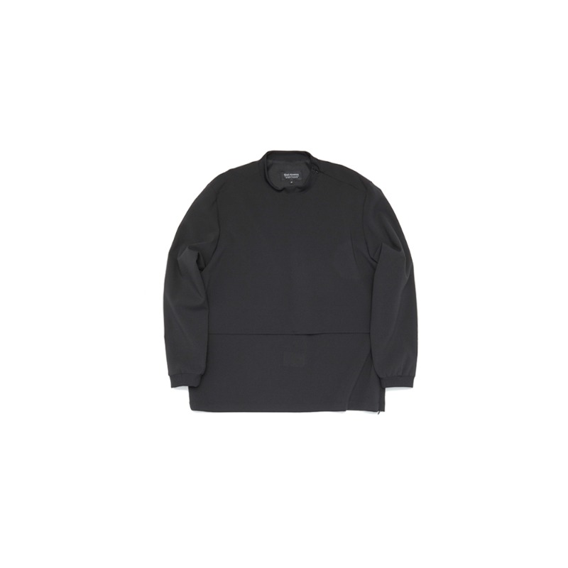 Porous Functional Pullover